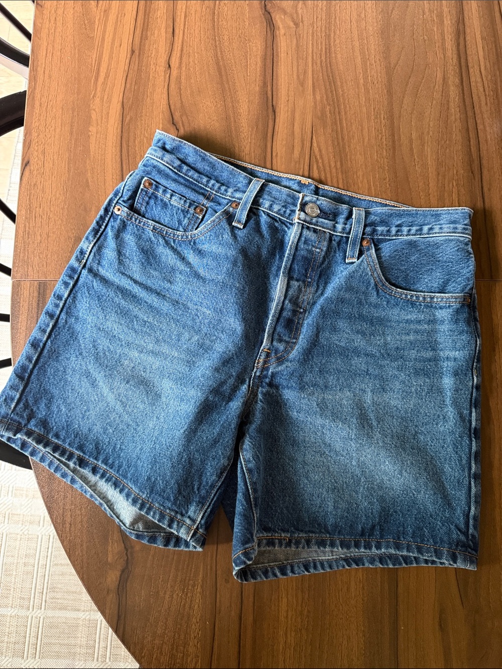 501 Levi's Blue Denim Jean Shorts with Signature Back Pocket 29
